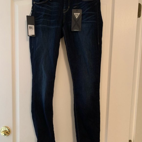 Brand New Never Worn Guess Flex Jean Jeggings - Picture 3 of 7